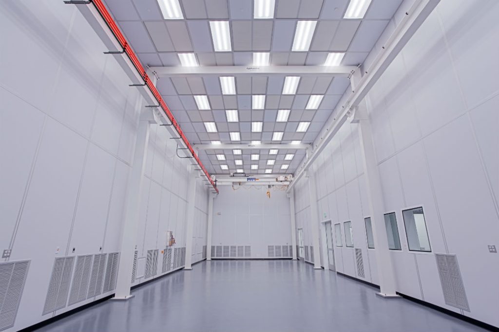 The Role of Lighting in Cleanroom Performance and Safety – Cleanroom.sg